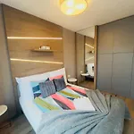 Karzo Lu 210 Free Garage Apartment